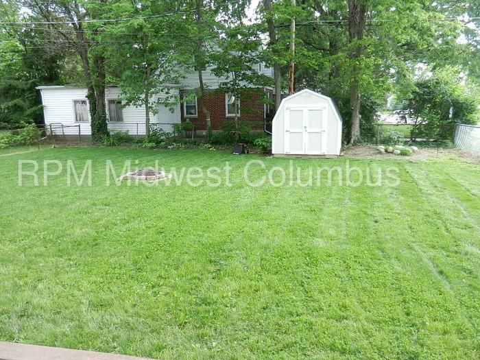 1696 Hess Blvd - Photo 3 of 32