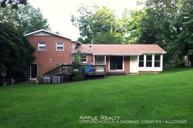 3310 Rolling Hill Rd - Photo 2 of 2