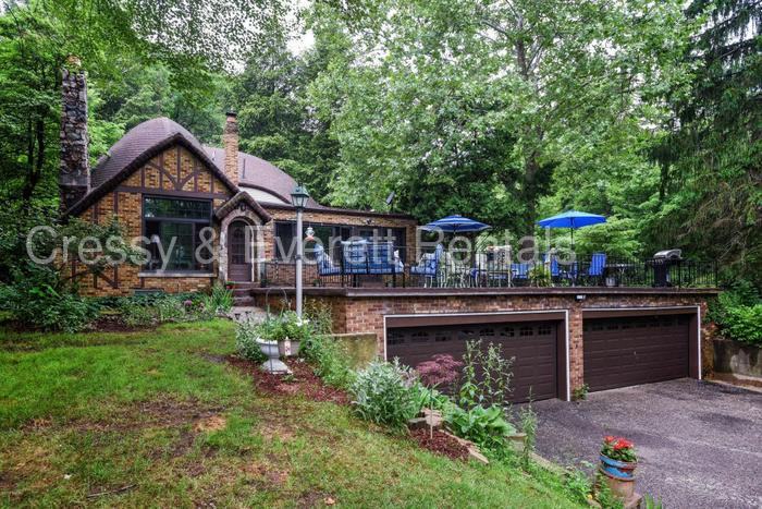 2000 Walton Creek Ln - Photo 3 of 41