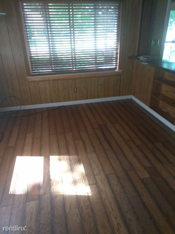2444 Mecca Rd - Photo 2 of 6