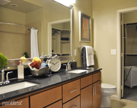 1270 Austin Hwy - Photo 3 of 5