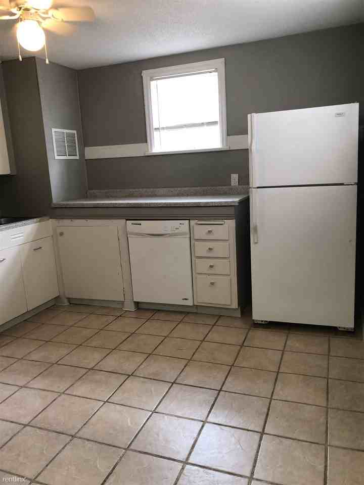 1020 N 15th St - Photo 2 of 19