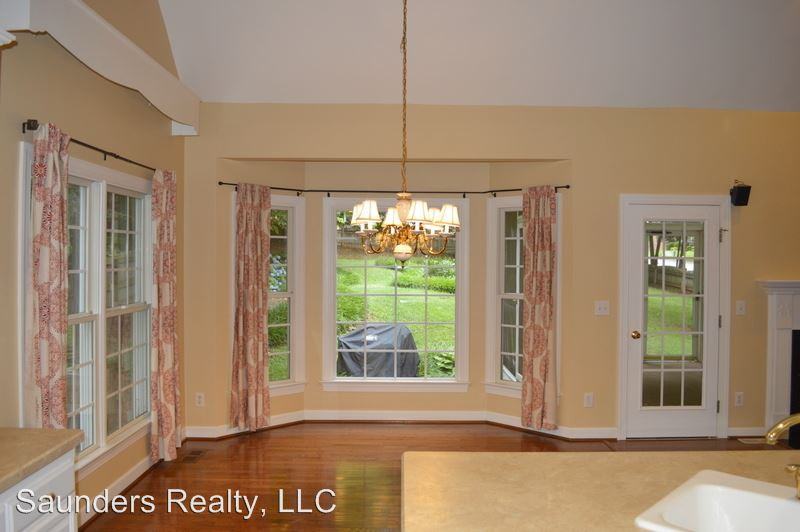 4005 Chadwyck Ct - Photo 3 of 31