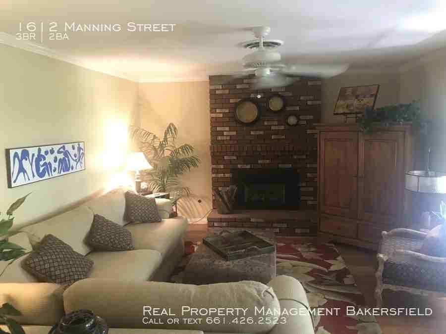 1612 Manning St - Photo 3 of 7