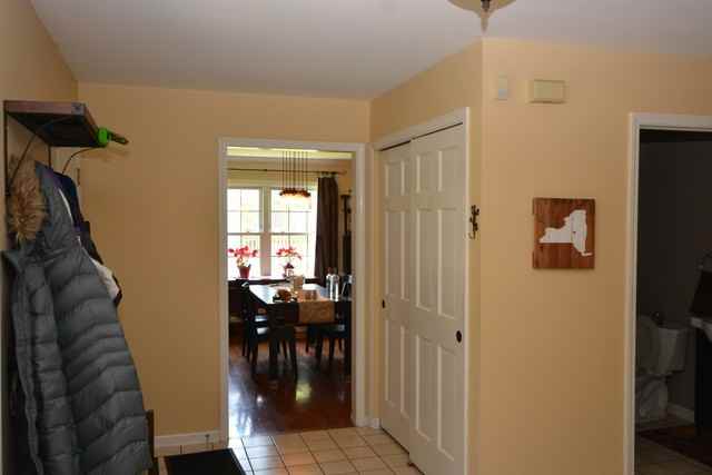 1443 Westglen Dr - Photo 3 of 23