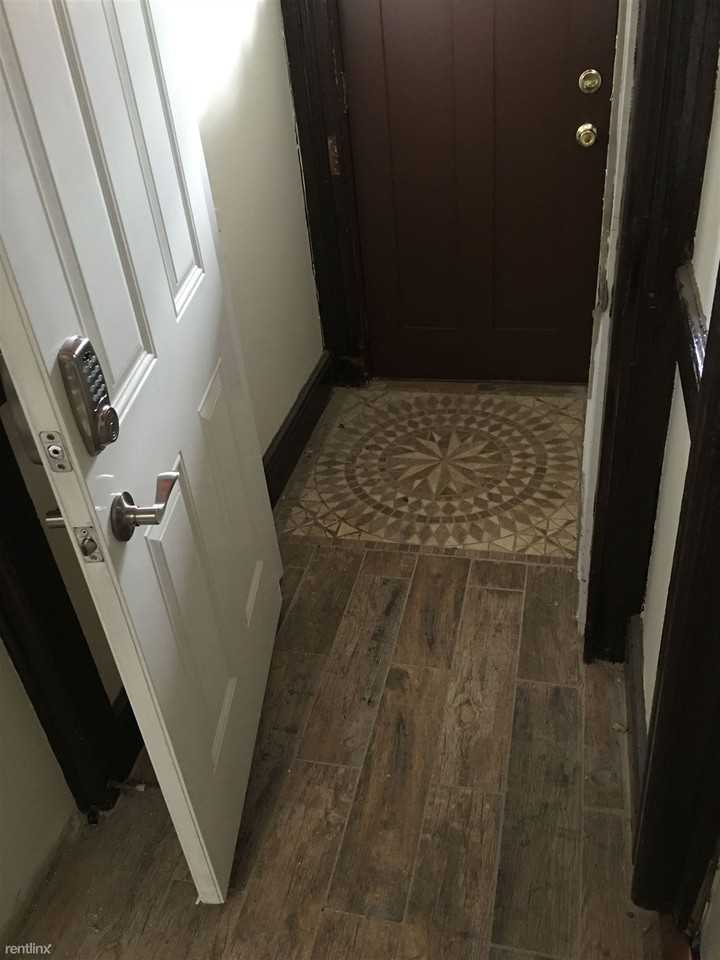 20 E 51st St - Photo 3 of 9