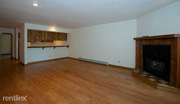 862 Southwood Blvd - Photo 2 of 20