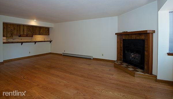 862 Southwood Blvd - Photo 3 of 20