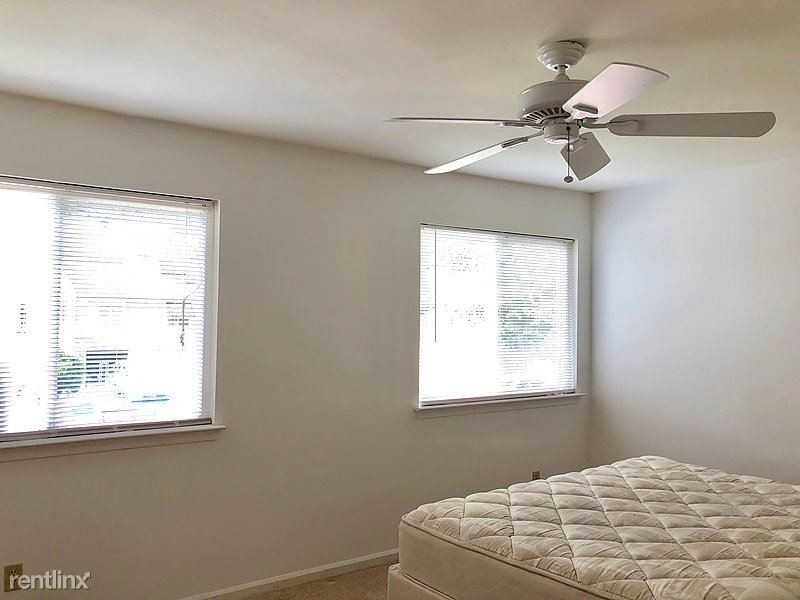 131 Register Dr - Photo 2 of 2