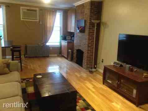 209 Adams St 5E - Photo 2 of 6