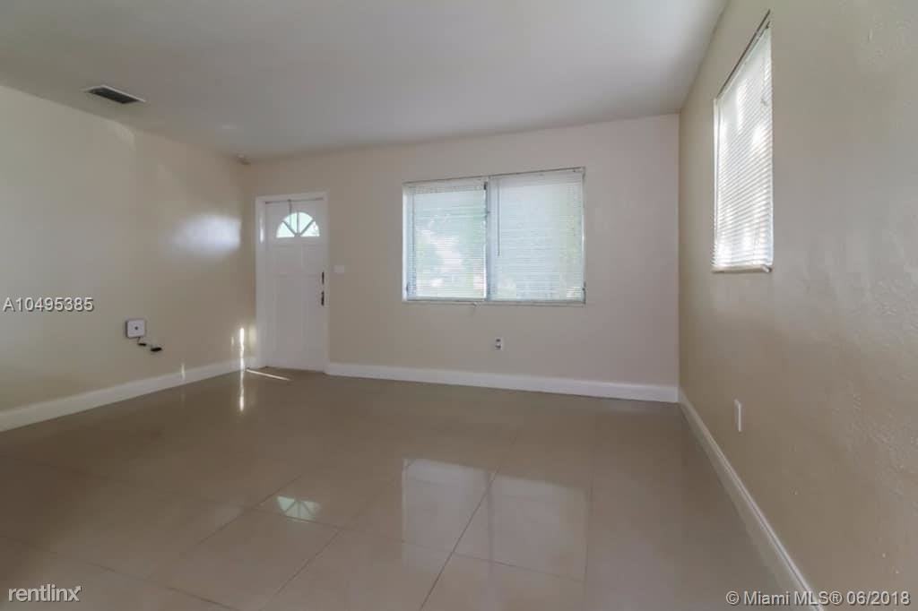 3521 NW 208th Terrace - Photo 2 of 11