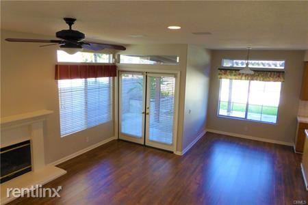 3 Mulberry Ln - Photo 3 of 25