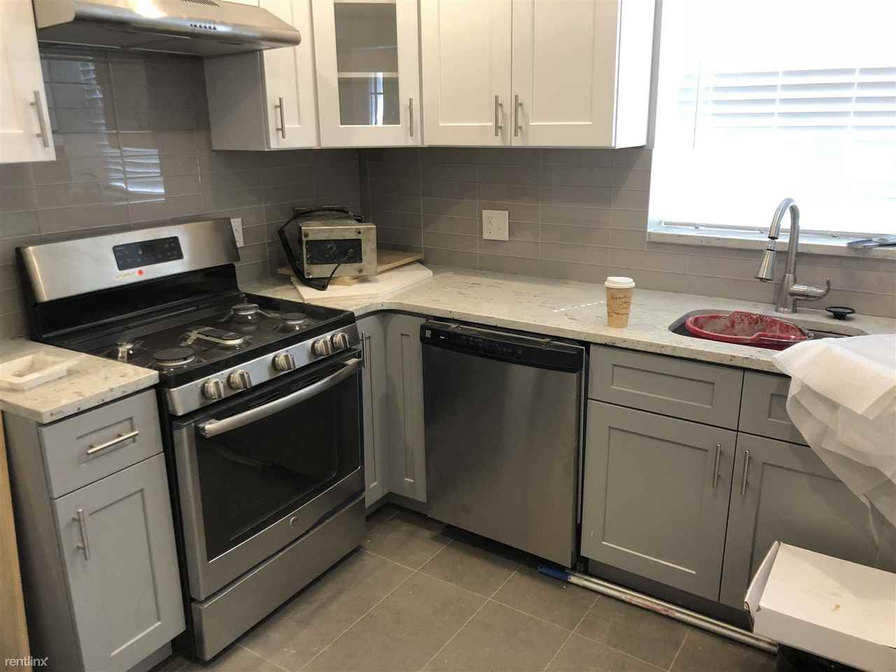 517 S 42nd St - Photo 2 of 27