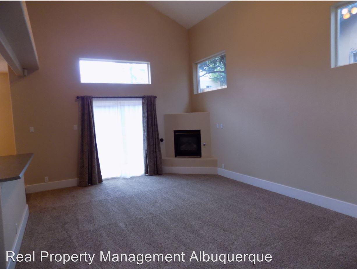 12707 Summer Ave NE - Photo 2 of 25