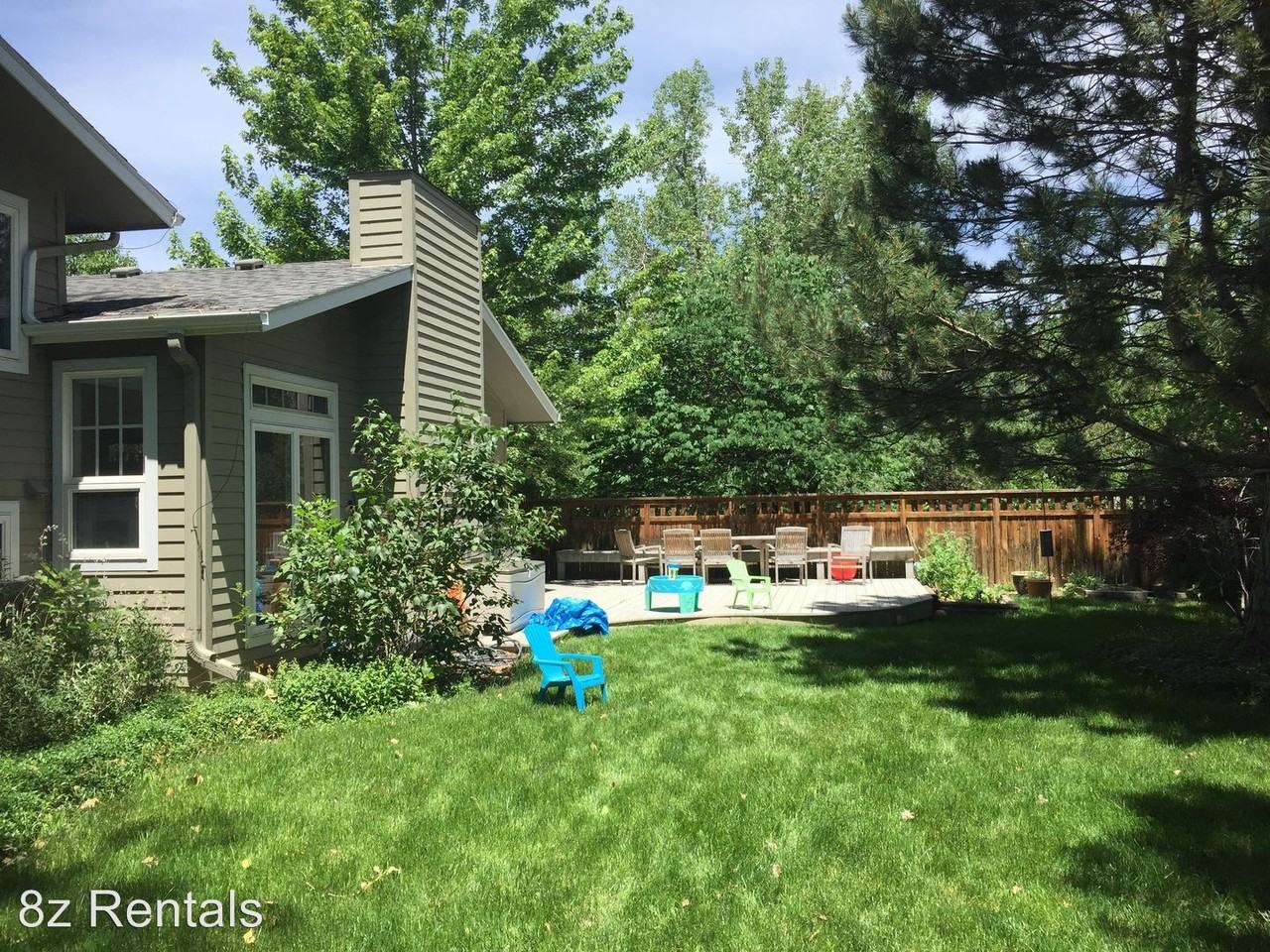 4755 McKinley Dr - Photo 3 of 32