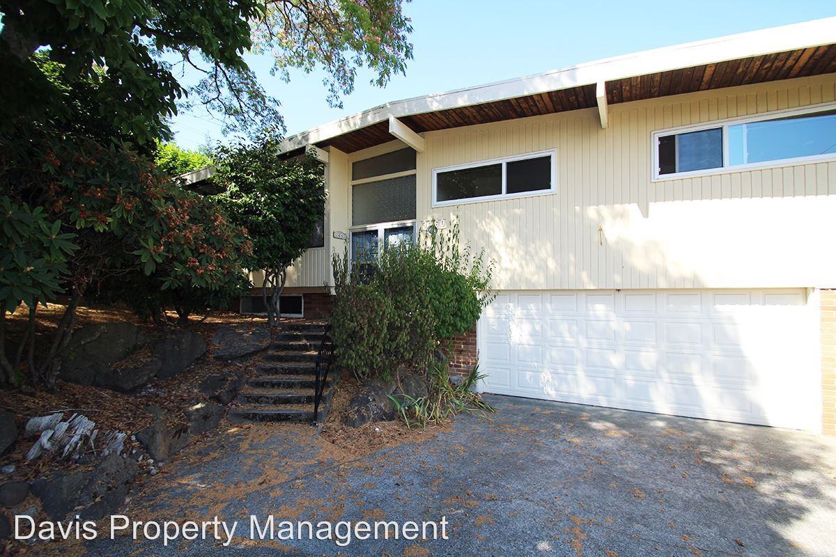 3460 SW 111th St - Photo 2 of 22