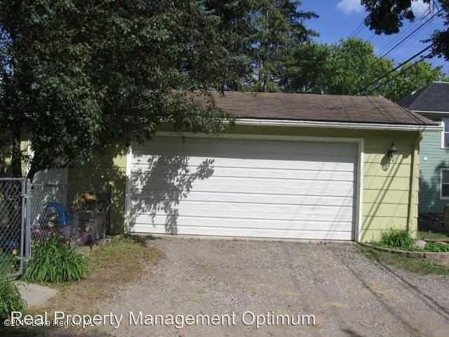 941 W Cavour Ave - Photo 3 of 24