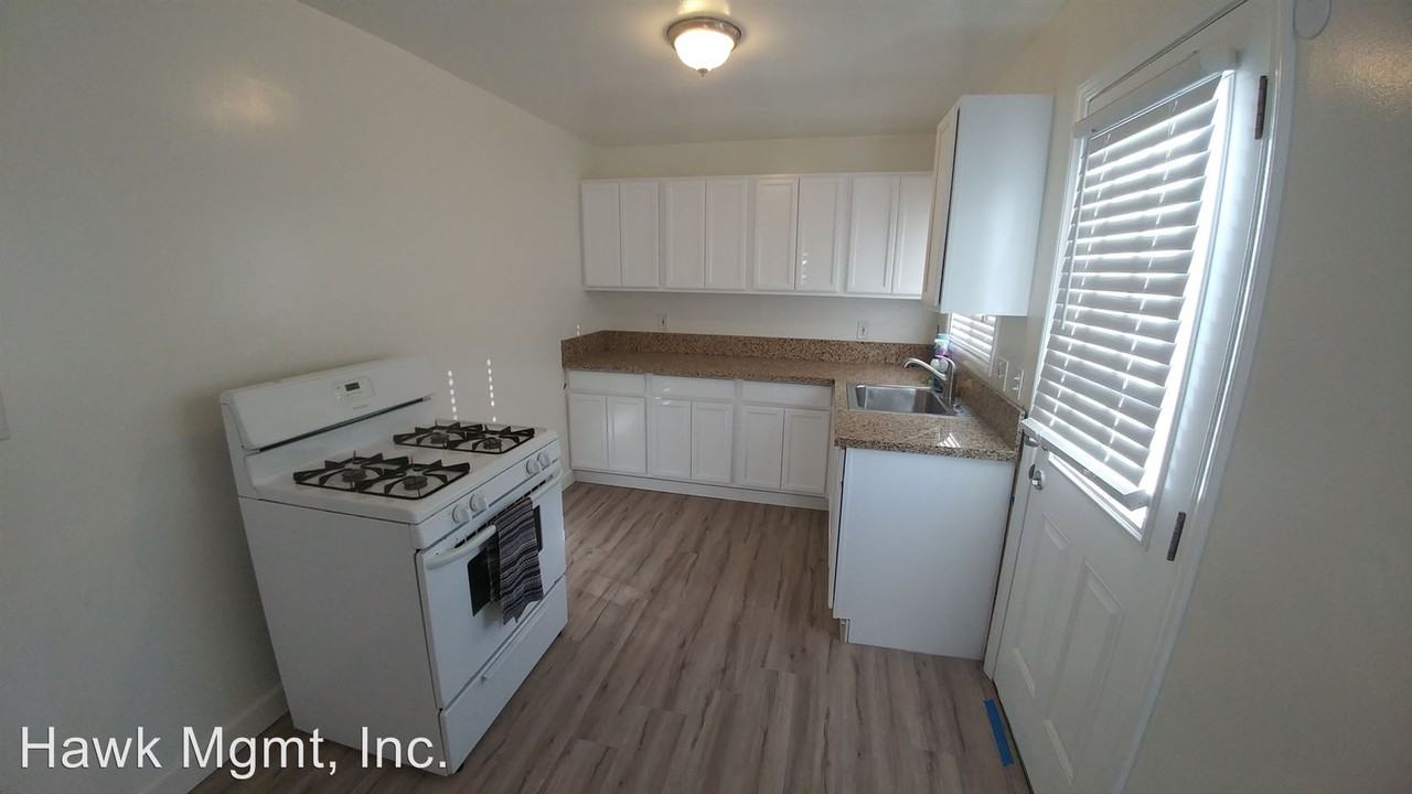 5853 Faculty Ave - Photo 3 of 50