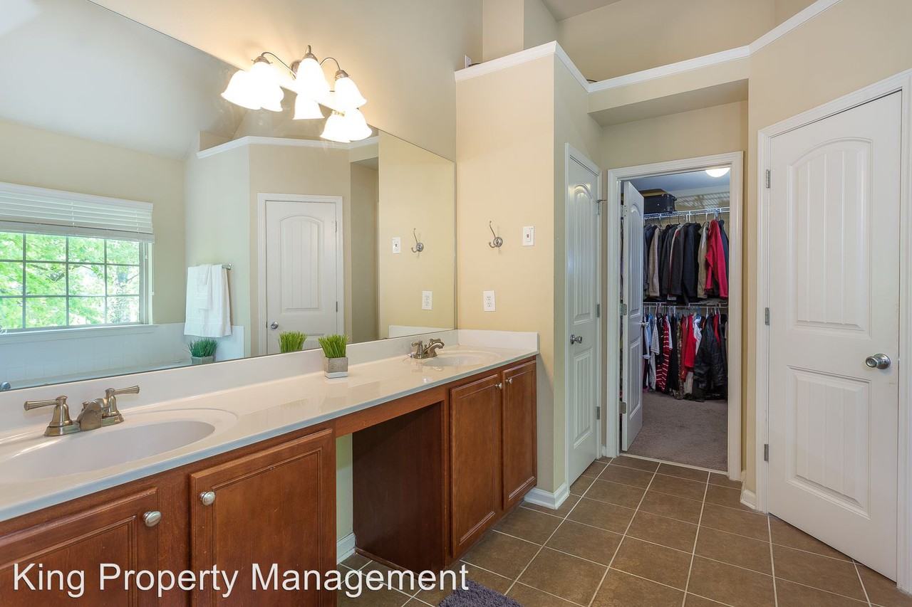 157 York Imperial Trail - Photo 3 of 43