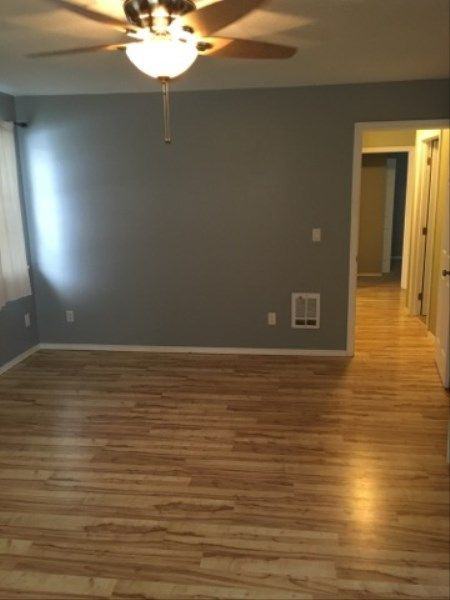 402 Humbird St - Photo 3 of 13