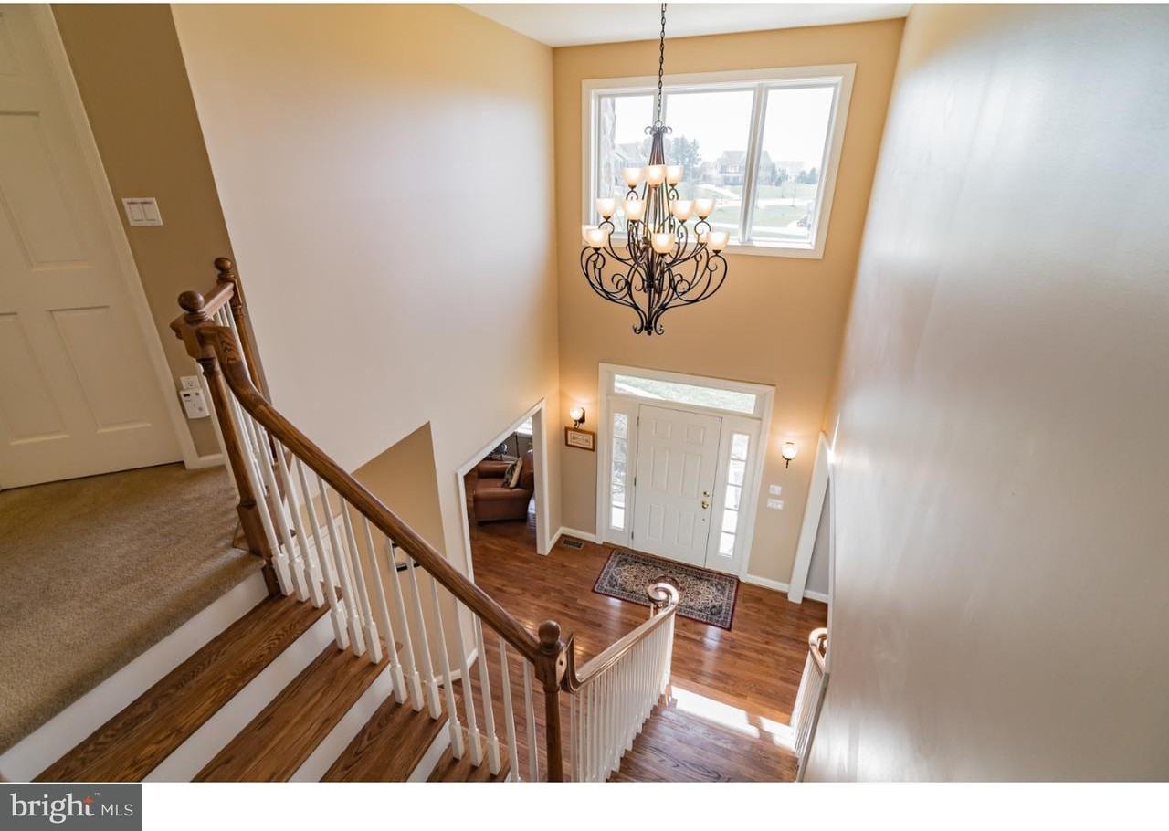 4753 Mac Gregor Dr - Photo 2 of 24