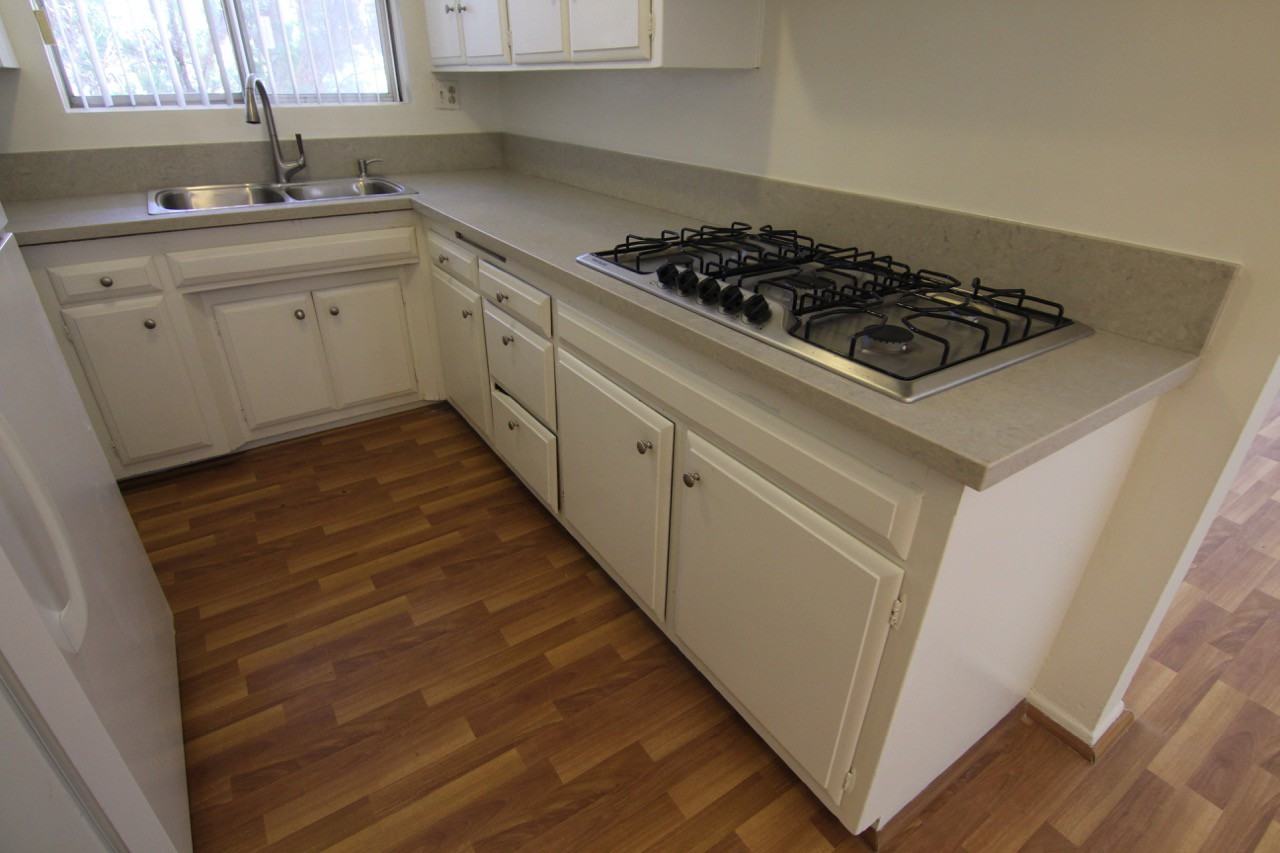 Norton Ave. & N. Harper Ave. - Photo 3 of 16