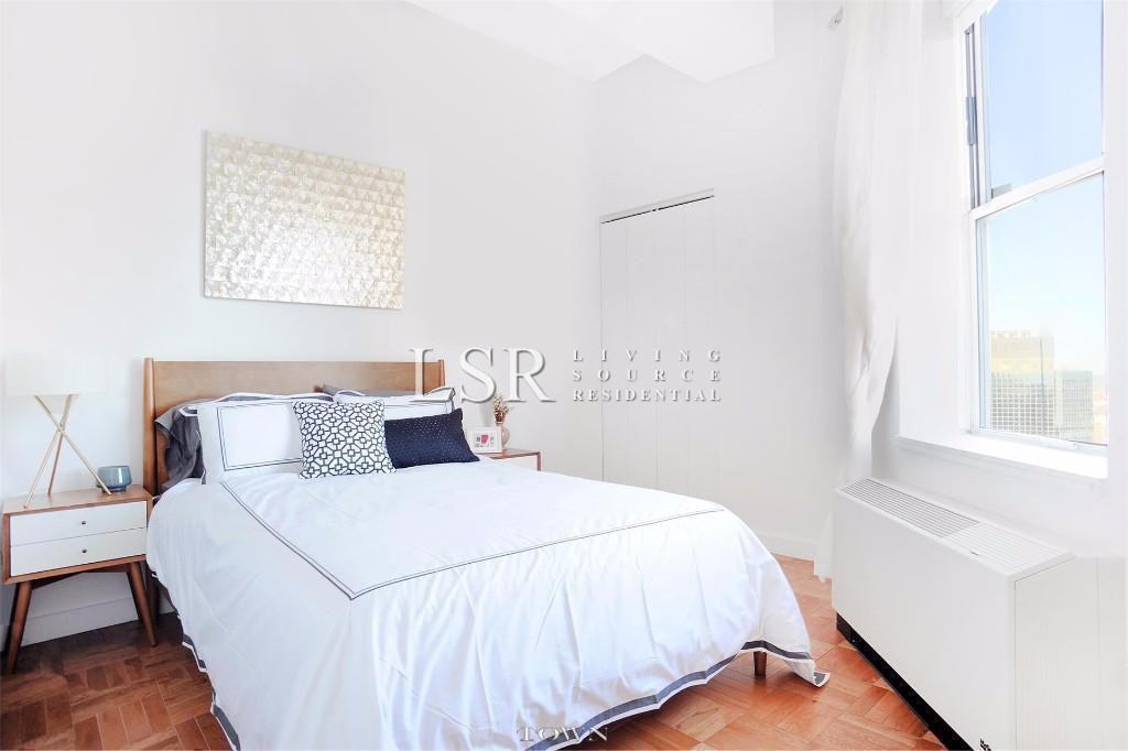 20 Exchange Pl #2309