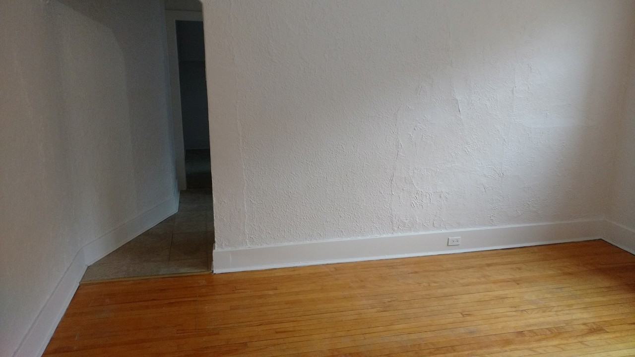 92 Blackburn Avenue #8 - Photo 3 of 17