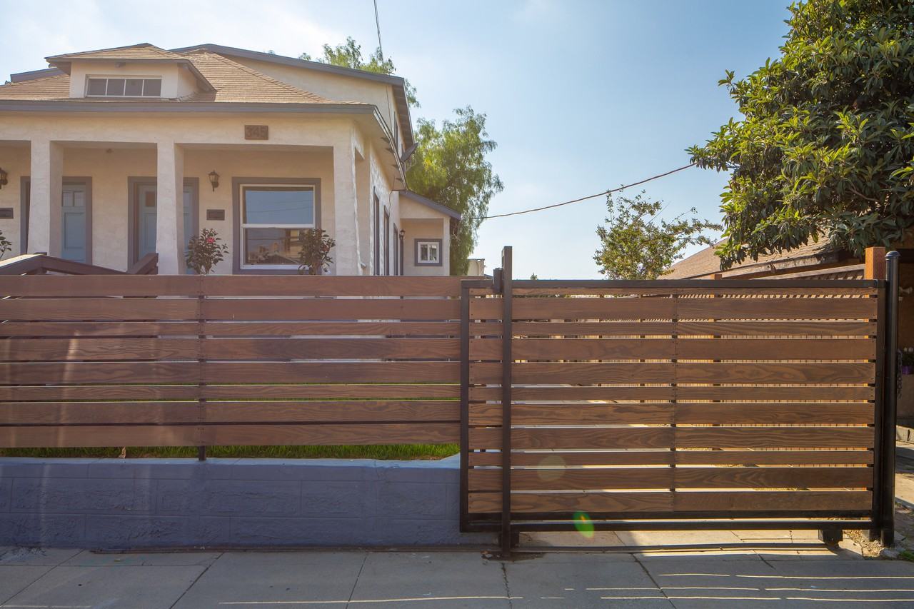 345 North Occidental Boulevard - Photo 3 of 15