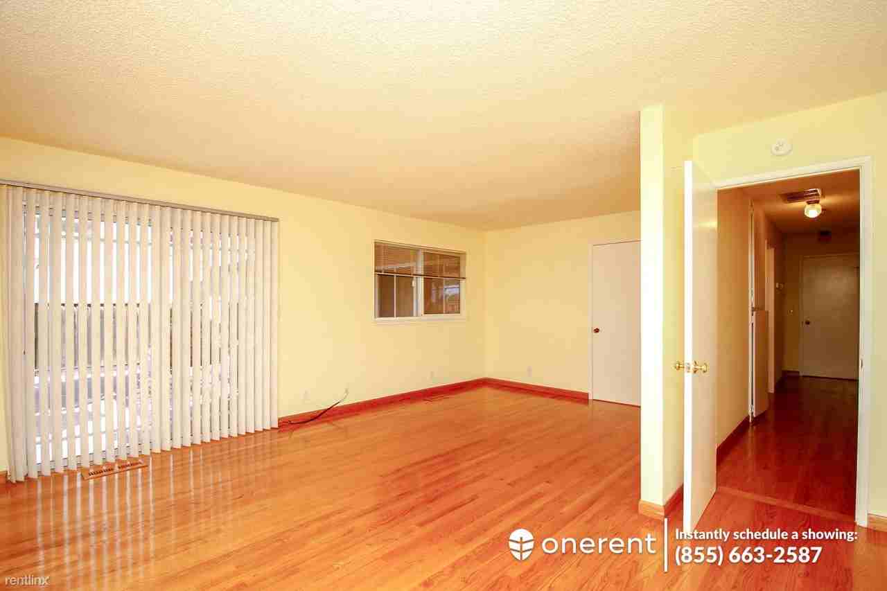 2879 Rathmann Dr - Photo 3 of 12