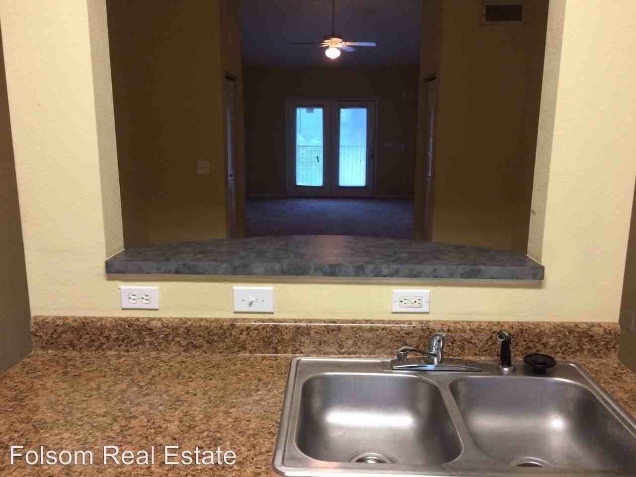 207 Putnam Drive - Photo 3 of 7