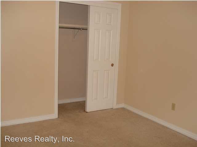 6125 Lindholm Dr S - Photo 2 of 6