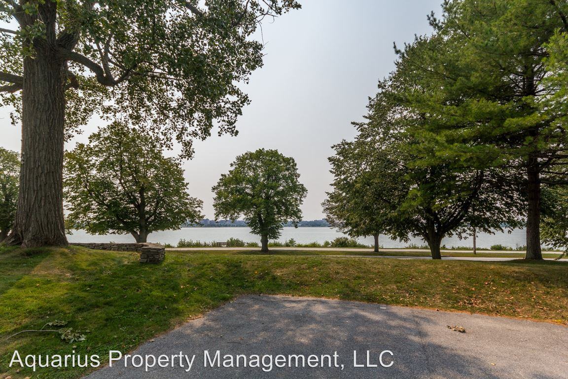 65 Randall St - Photo 3 of 50