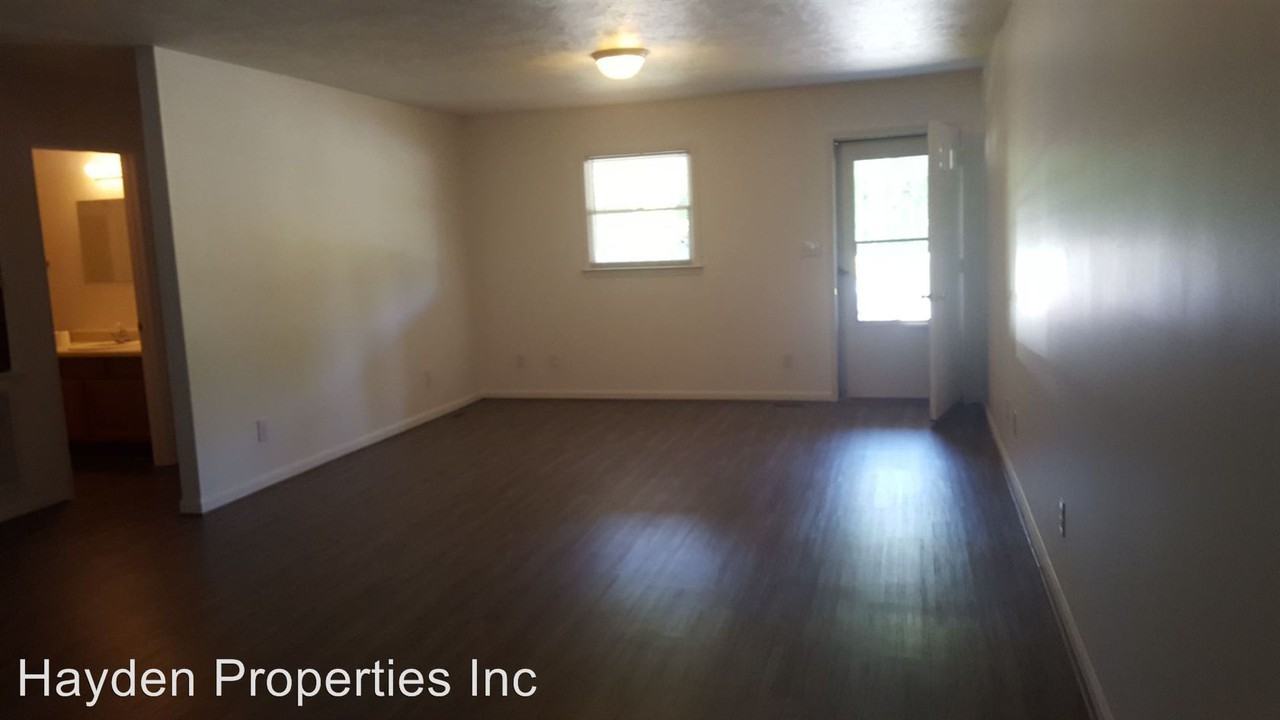 21780 Old Wire Road - Photo 3 of 10