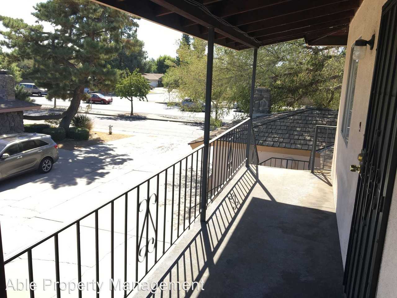 5904 Stockdale Hwy. - Photo 2 of 8