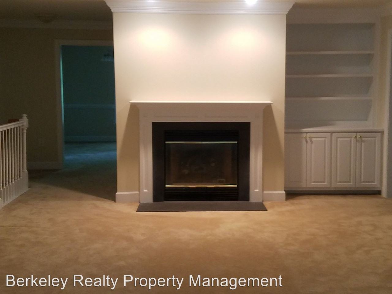 221 Woodmere Dr #D - Photo 3 of 19