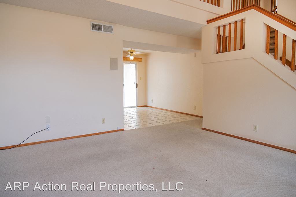 5619 Burning Tree Dr - Photo 3 of 25