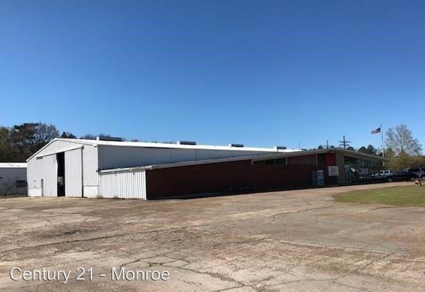 4378 Front St - Photo 2 of 5