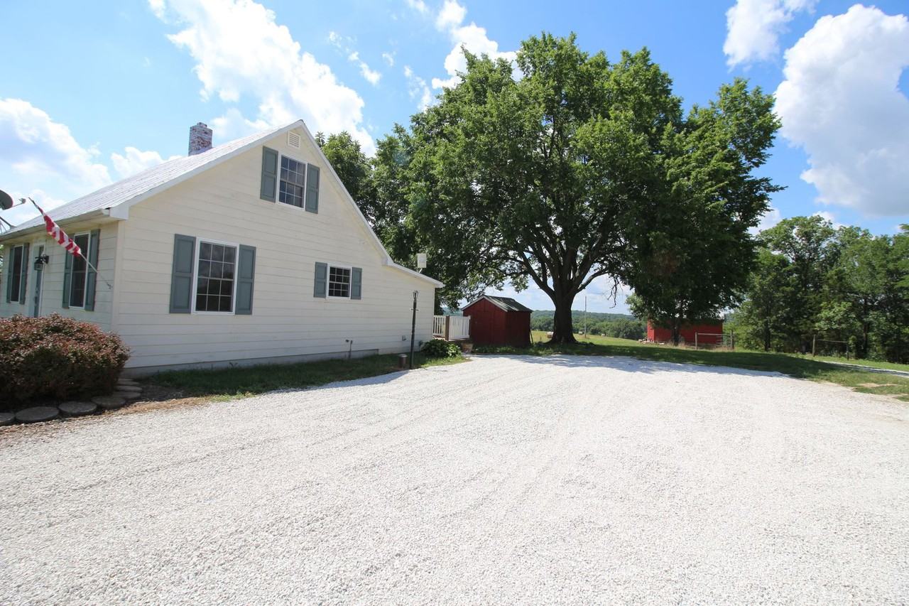 3269 St Marys Loop - Photo 2 of 12