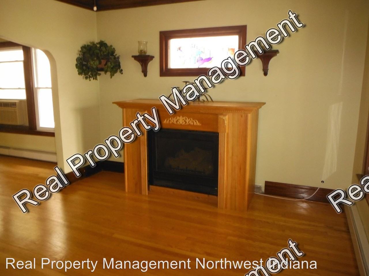 1733 Atchison Ave - Photo 2 of 17