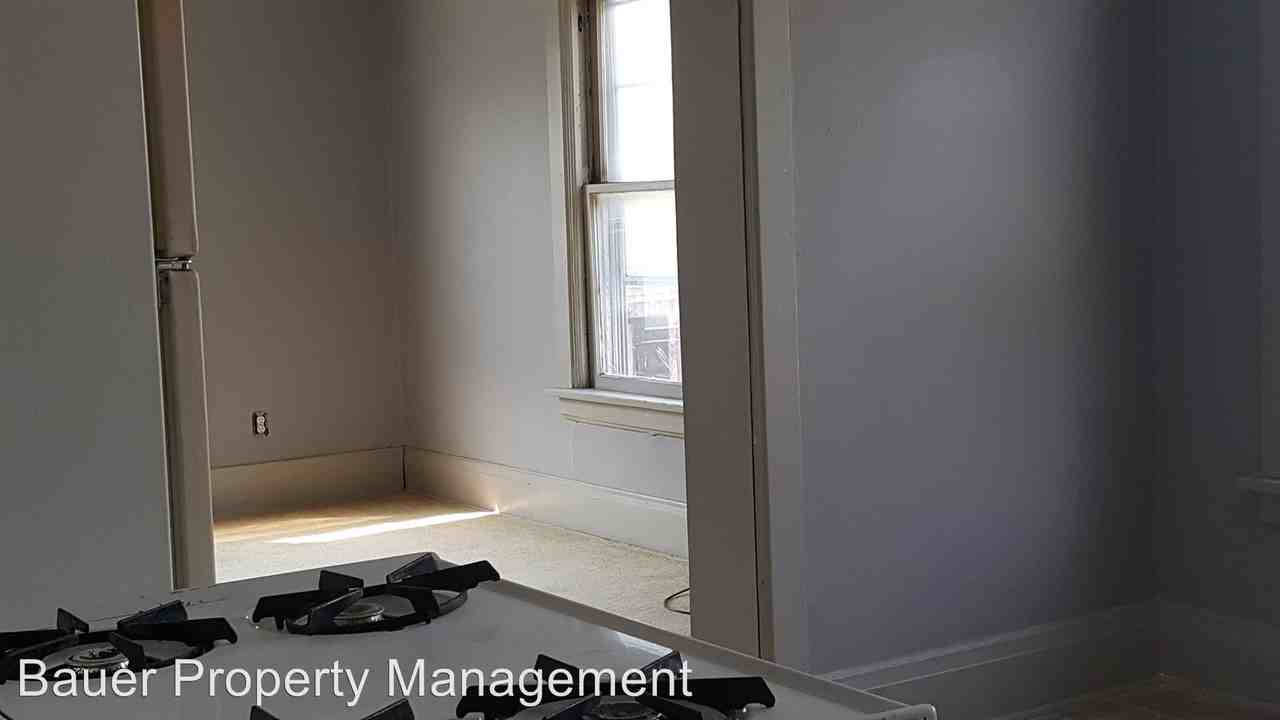 1166 West 26th Street - Photo 3 of 8