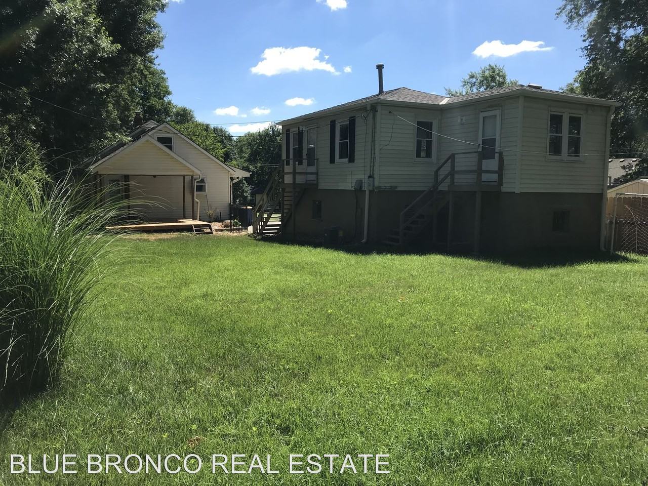 704 1/2 SE Green St #610 - Photo 2 of 15