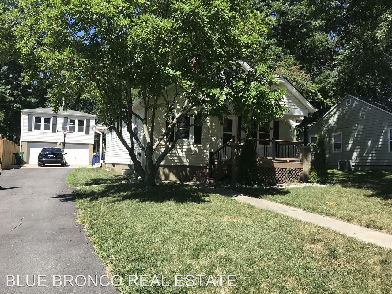 704 1/2 SE Green St #610 - Photo 3 of 15