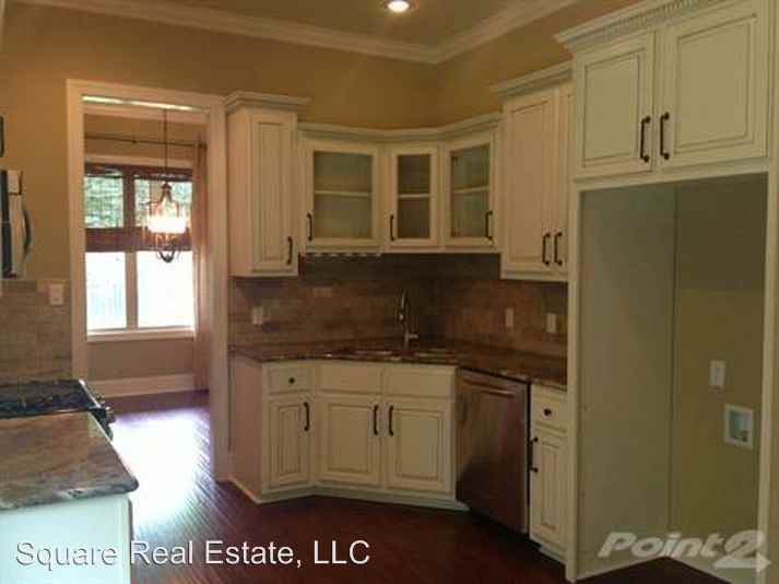 9013 Bristol Cove - Photo 3 of 19