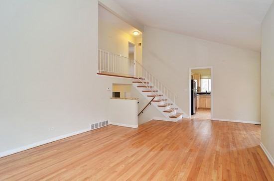 1447 Dartmouth Ln - Photo 3 of 10