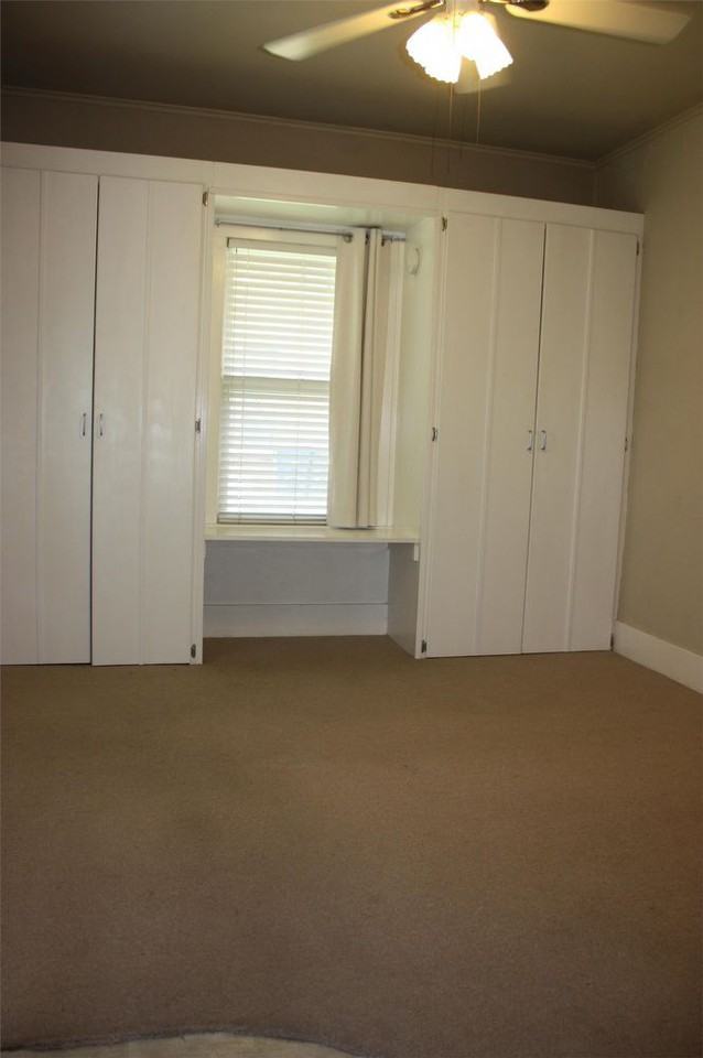 1 E 26th St #1212 - Photo 2 of 6