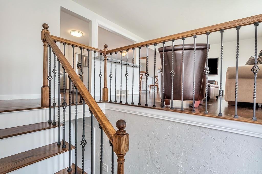 84 Valentine Rd - Photo 3 of 12