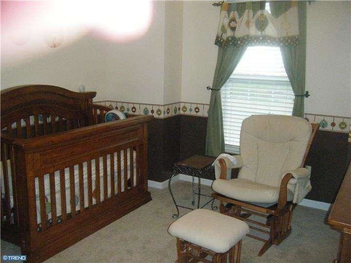 220 Sloan Ct - Photo 3 of 6