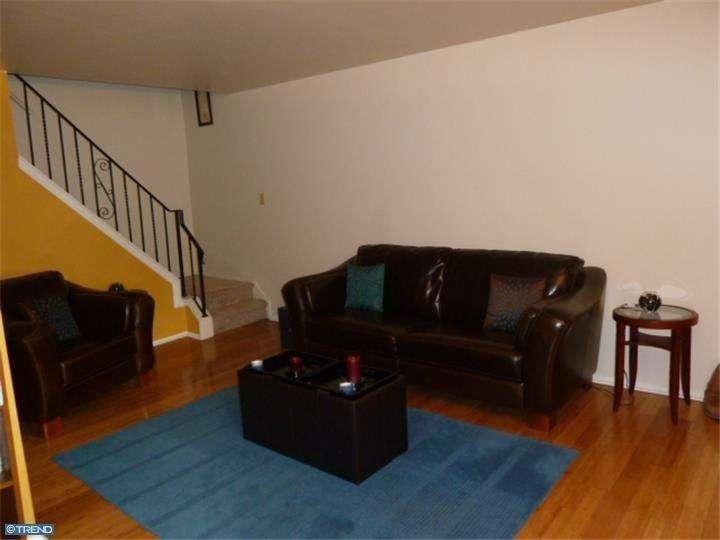 1411 Whitpain Hills - Photo 3 of 15