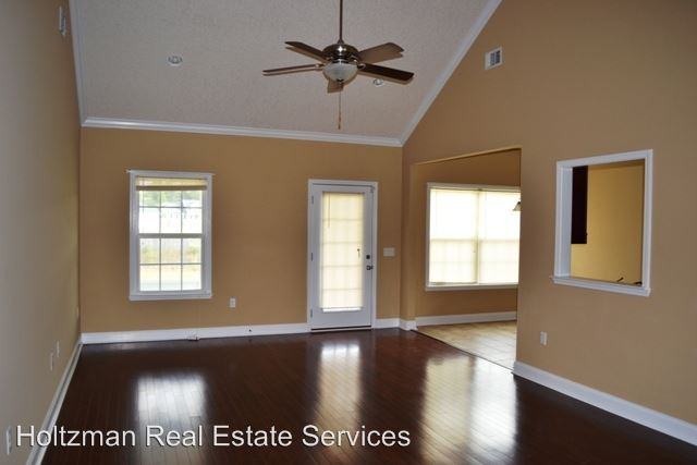 132 Bulloch Ct - Photo 3 of 30